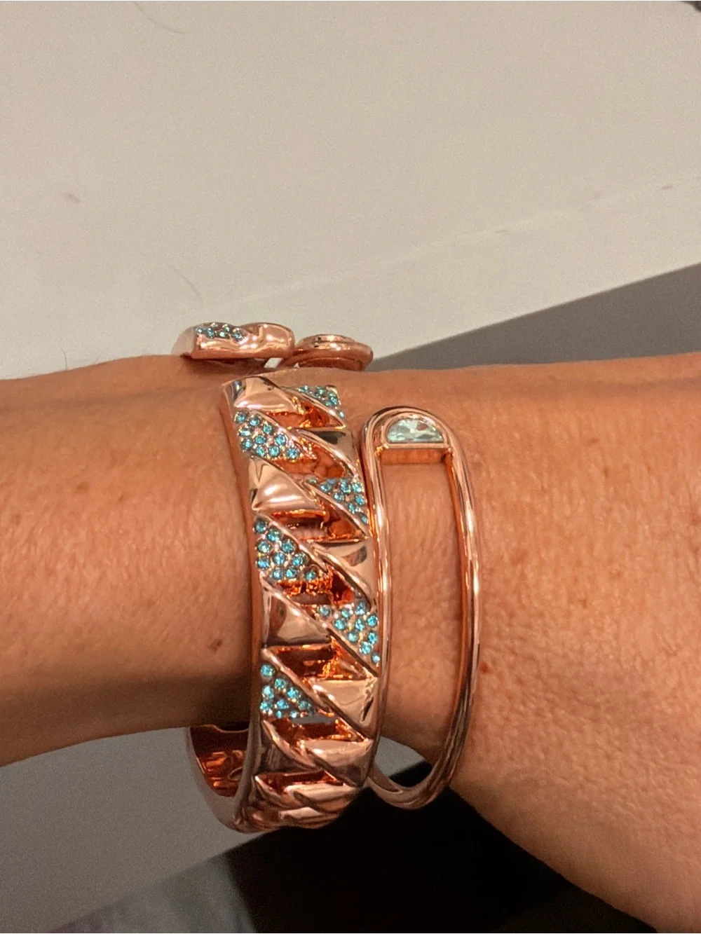 Bomb Party NWOT Rose Gold Bracelet with Aqua Crystal Accents